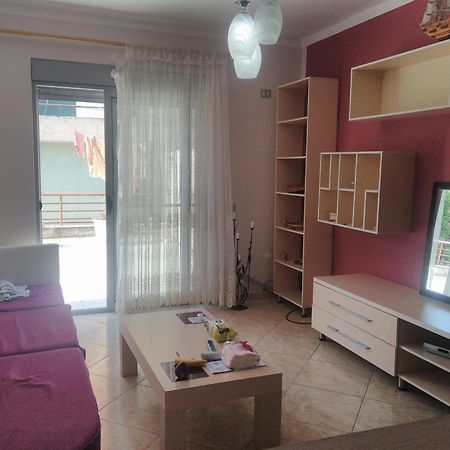 Queen Hostel Durrës Extérieur photo