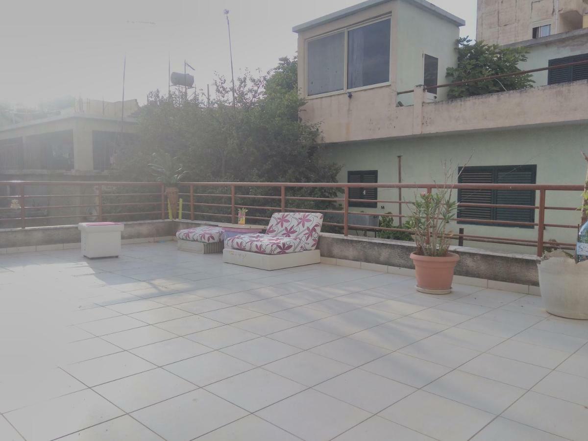 Queen Hostel Durrës Extérieur photo