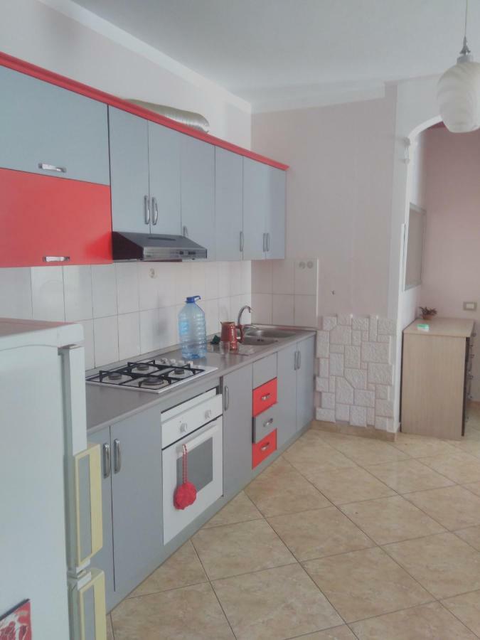 Queen Hostel Durrës Extérieur photo